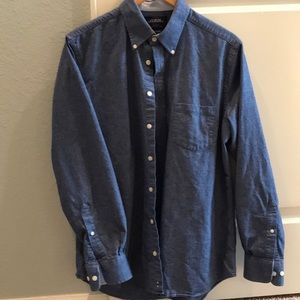 Charles Tyrwhitt casual chambray button down
